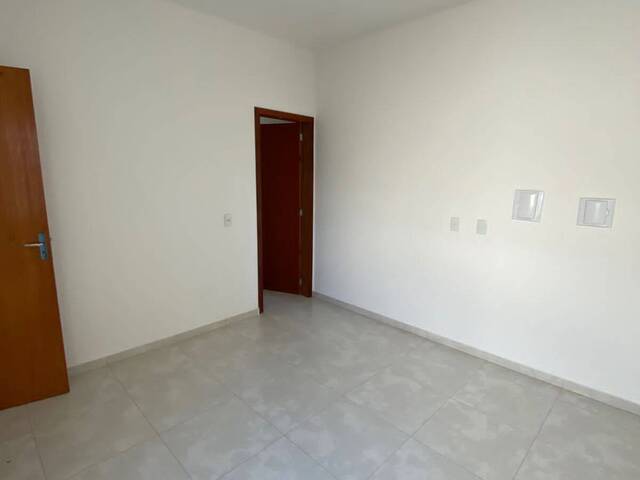 Sobrado para Venda em Balneário Piçarras - 5
