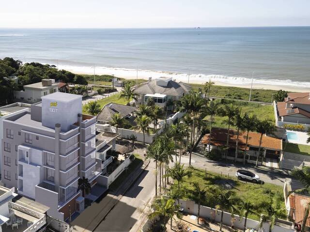 #41 - Apartamento para Venda em Balneário Piçarras - SC - 2