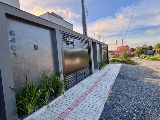 #43 - Casa para Venda em Barra Velha - SC